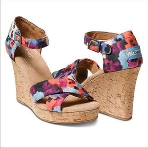 Toms Ikat Wedge